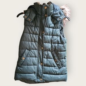 💫2 for $20 💫 H&M Puffer Vest Green size 4